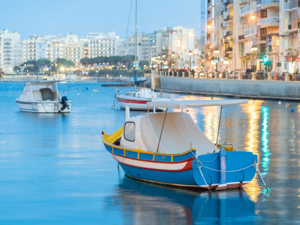Spinola Bay, St. Julian's Spinola Bay, St. Julian's